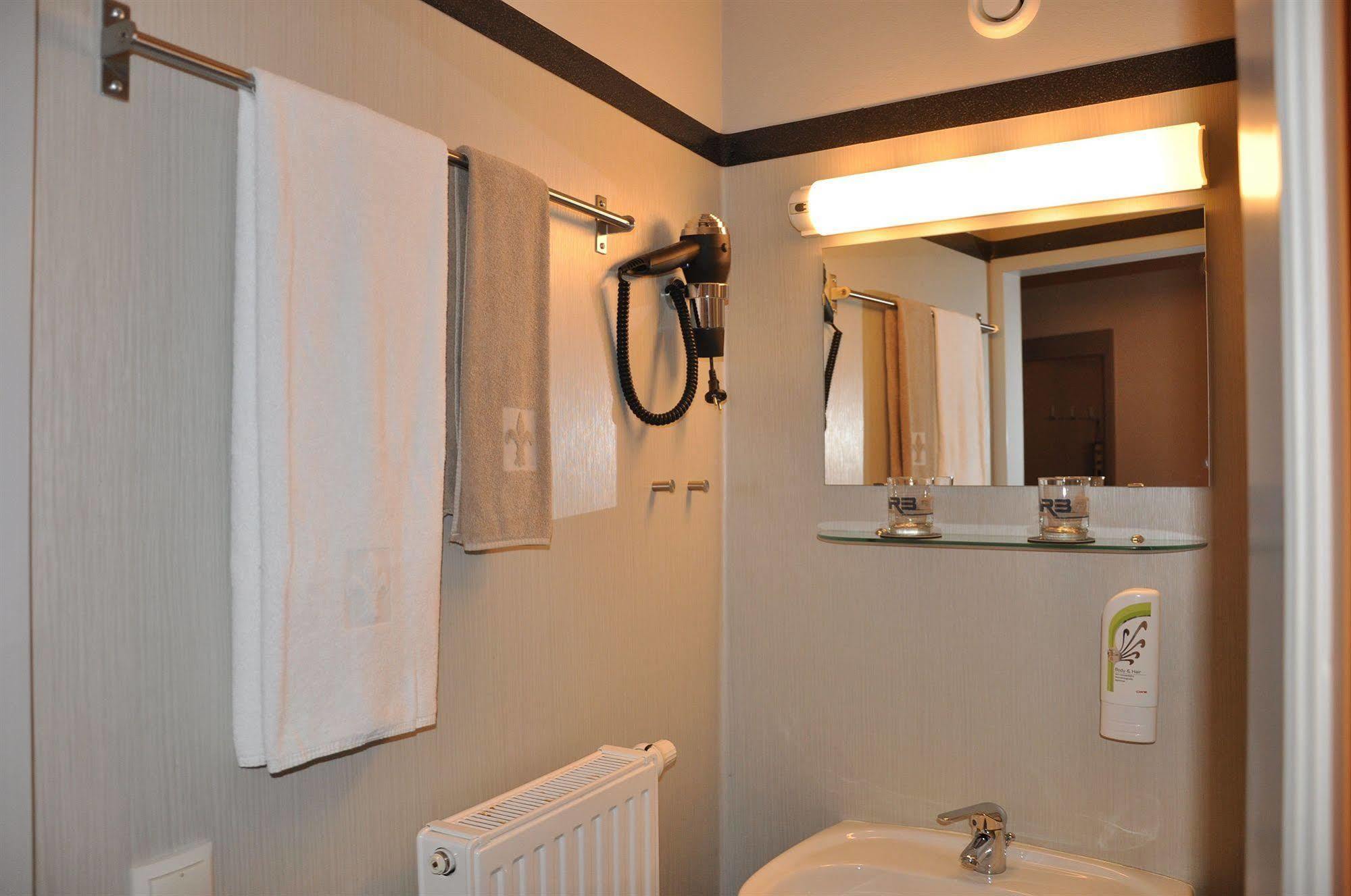 Motel Arbotel 24H Self Check-In Friesach  Екстериор снимка